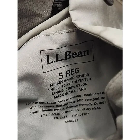 L.L. Bean womens rain/wind coat Nylon shell sz med full zip hooded pockets red - Picture 3 of 9